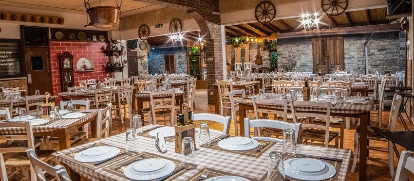 Κυπριακή κουζίνα και μεζές στην ζεστή ατμόσφαιρα της ταβέρνας Το Οδόφραγμα κάθε βράδυ