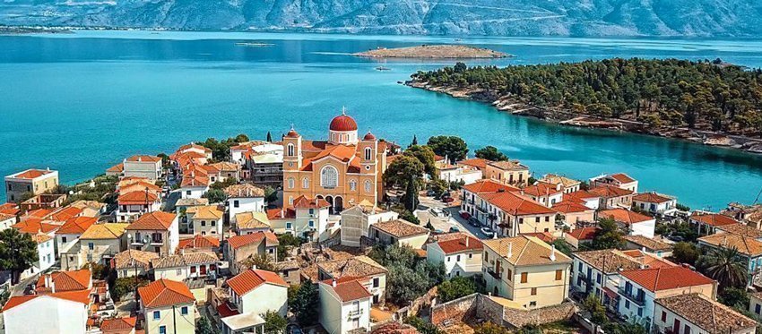 Παραδοσιακό Ελληνικό Πάσχα στη Ρούμελη στους πρόποδες του Παρνασσού με την Hadjikakou Travel Services